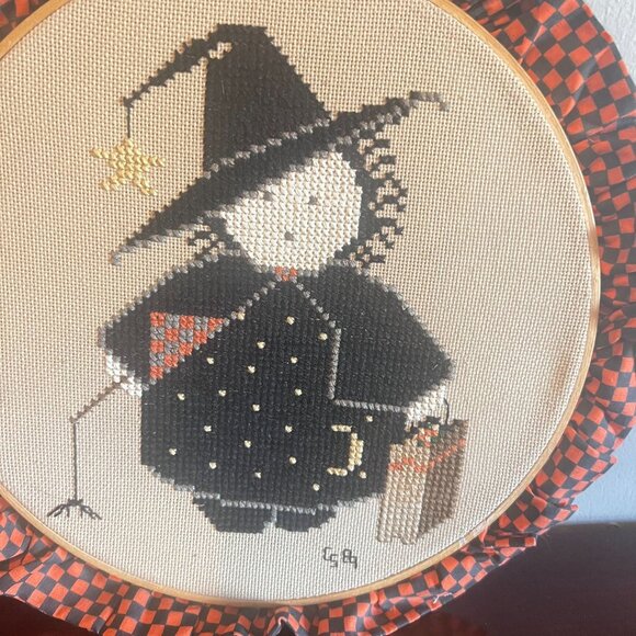 Halloween Handmade Witch Cross-Stitch Wall Art  Ruffled Fabric Frame  Decor Gift - Picture 2 of 4